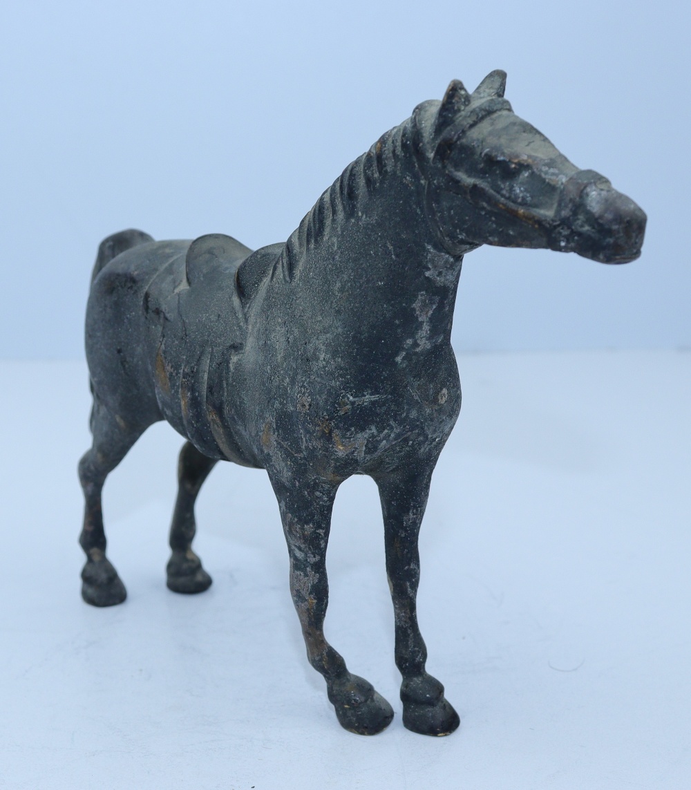 Timeless Elegance: Antique Brass Horse Statue from Pakistan”